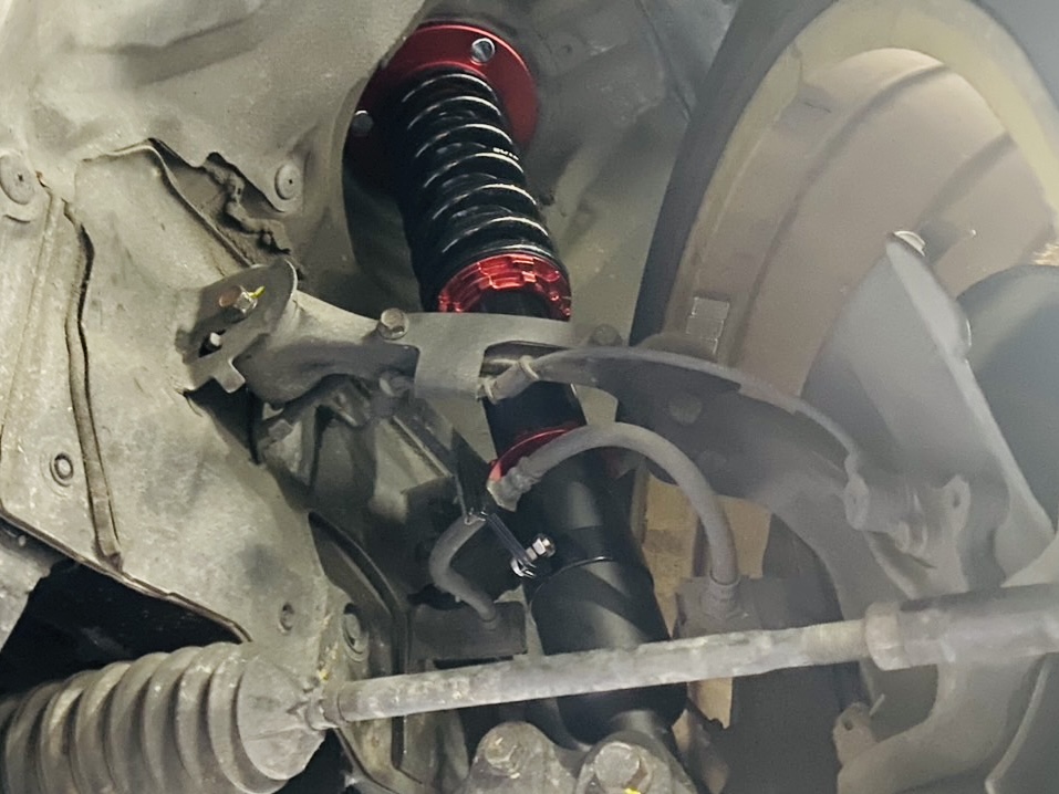 RX-7の車高調取り付け