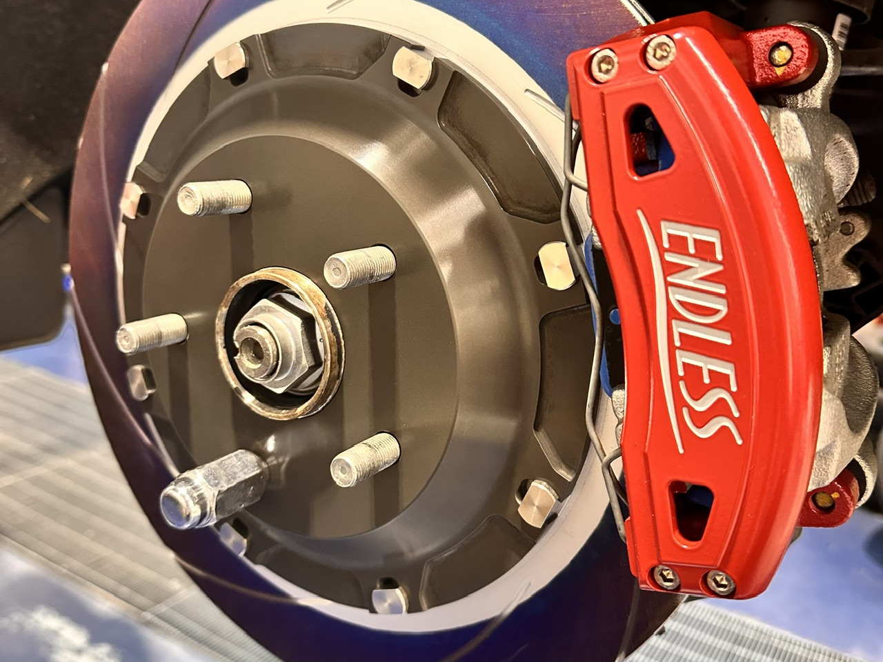WRX VBHにキャリパーキット取り付け