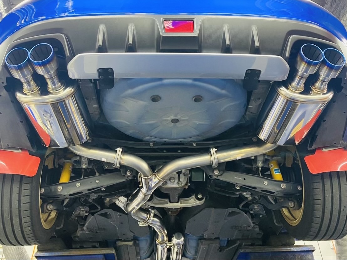 WRX VABにマフラー取り付け
