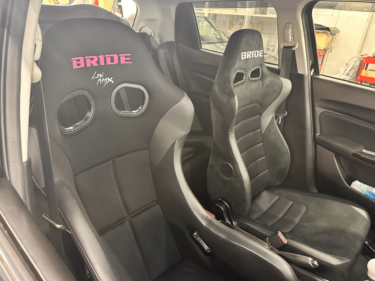 ZC33Sスイスポにbride取り付け