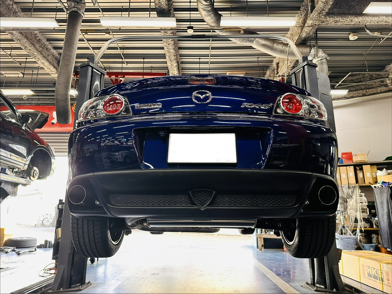 RX-8にマフラー取り付け